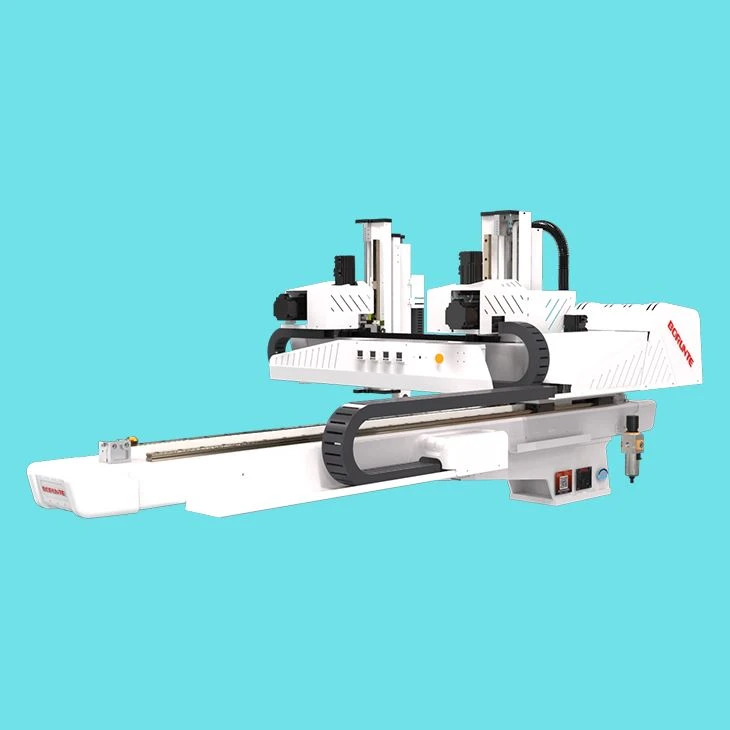 Servo driven manipulator for molding injection Servo driven manipulator for molding injection